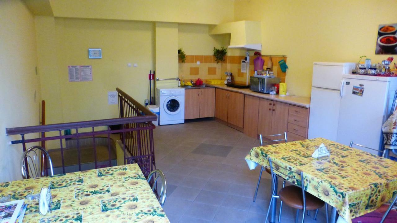 Iwona Hostel - Budget Rooms With Private Bathrooms Sopot Exterior photo